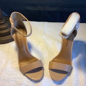 ** Brand New ** Lucky Brand high heels, Tan leather, Size 6.5M